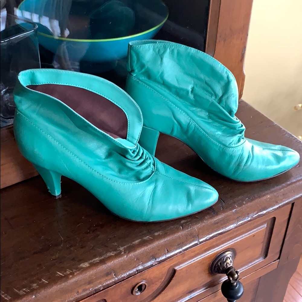 Cute & comfy lightly worn booties